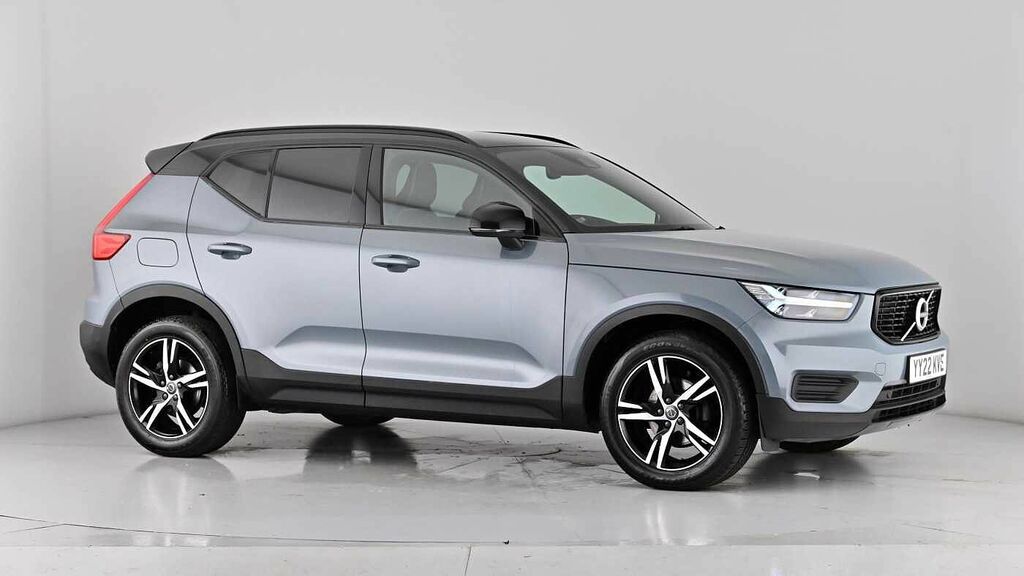 Volvo XC40 Ultimate Dark Black #74