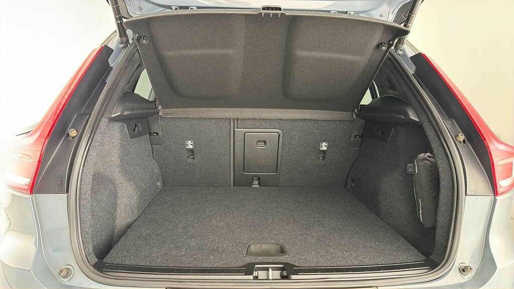Volvo XC40 Ultimate Dark Black #13