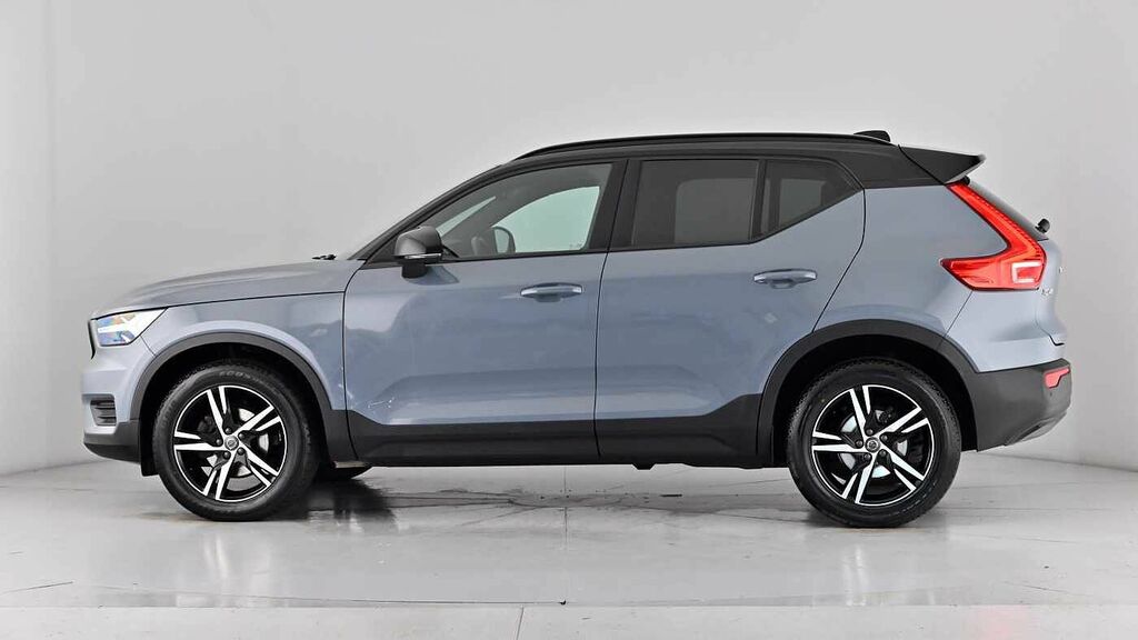 Volvo XC40 Ultimate Dark Black #54