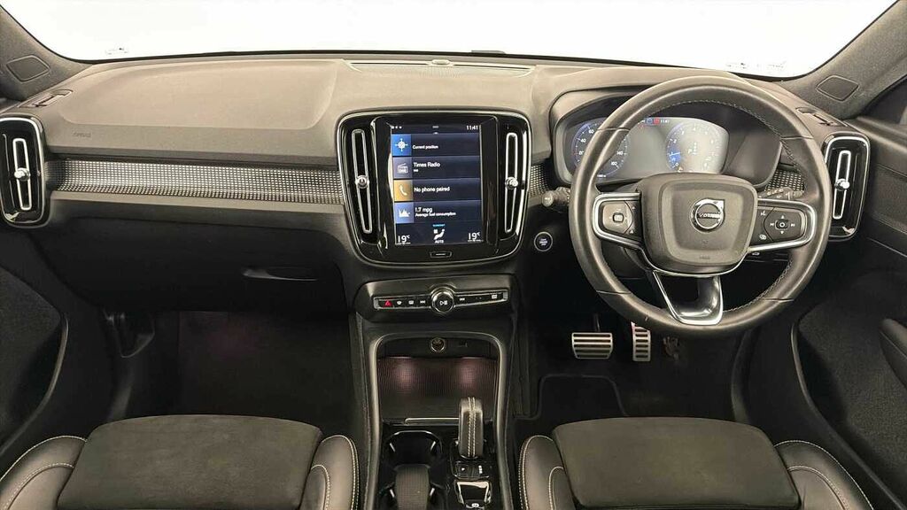 Volvo XC40 Ultimate Dark Black #10