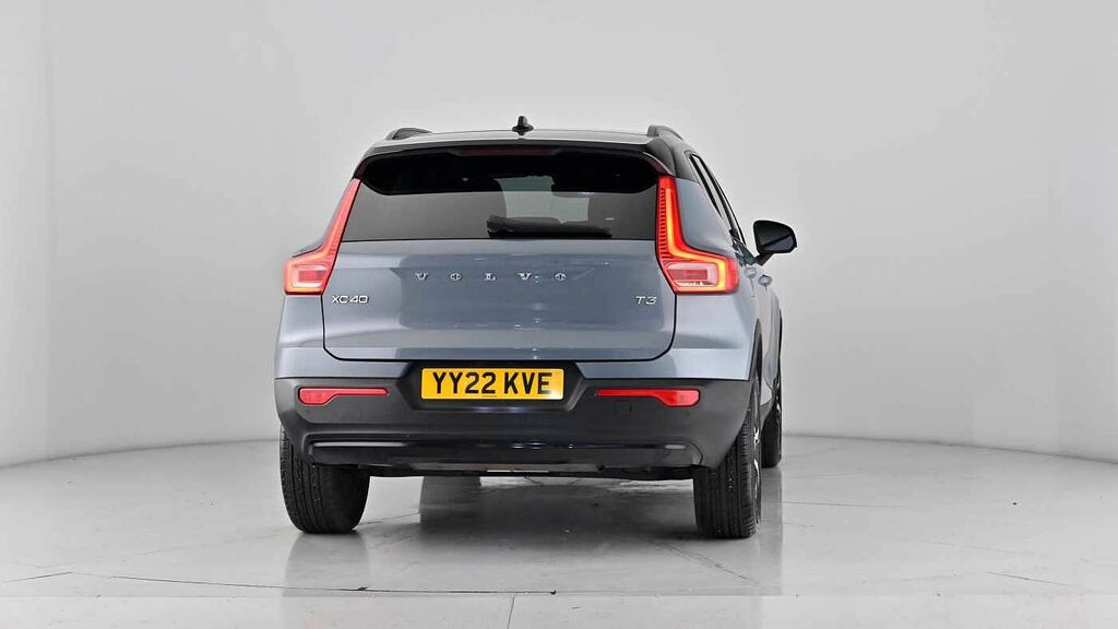 Volvo XC40 Ultimate Dark Black #63