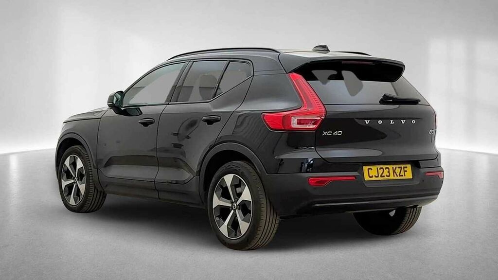Volvo XC40 Ultimate, B3 Mild Hybrid, Dark Black #2