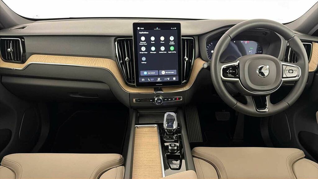 Volvo XC60 Plus Blue #10