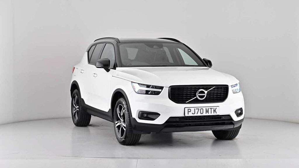 Volvo XC40 Momentum, D3 Awd Sensus Connect White #43