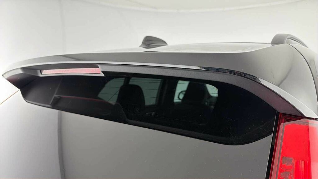 Volvo XC40 Momentum, D3 Awd Sensus Connect White #30