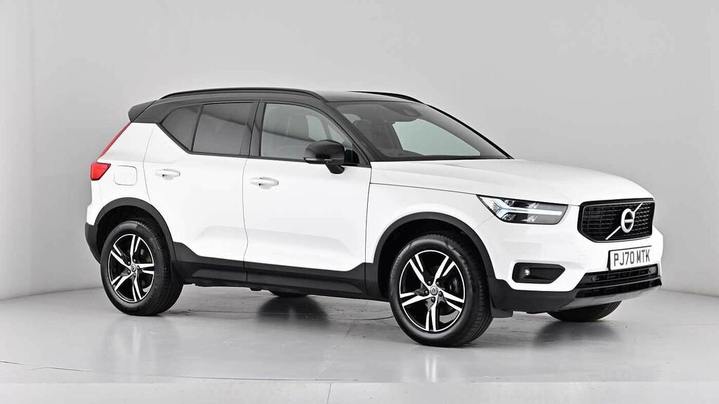 Volvo XC40 Momentum, D3 Awd Sensus Connect White #76