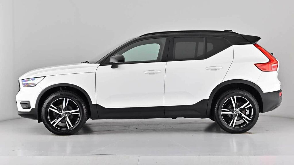 Volvo XC40 Momentum, D3 Awd Sensus Connect White #8