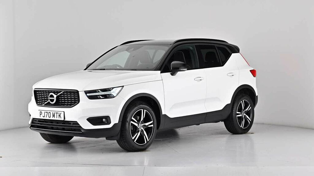 Volvo XC40 Momentum, D3 Awd Sensus Connect White #49