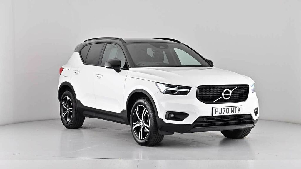Volvo XC40 Momentum, D3 Awd Sensus Connect White #42