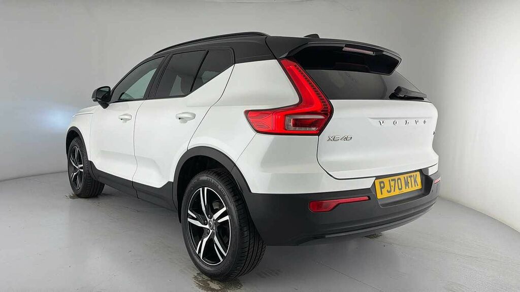 Volvo XC40 Momentum, D3 Awd Sensus Connect White #31