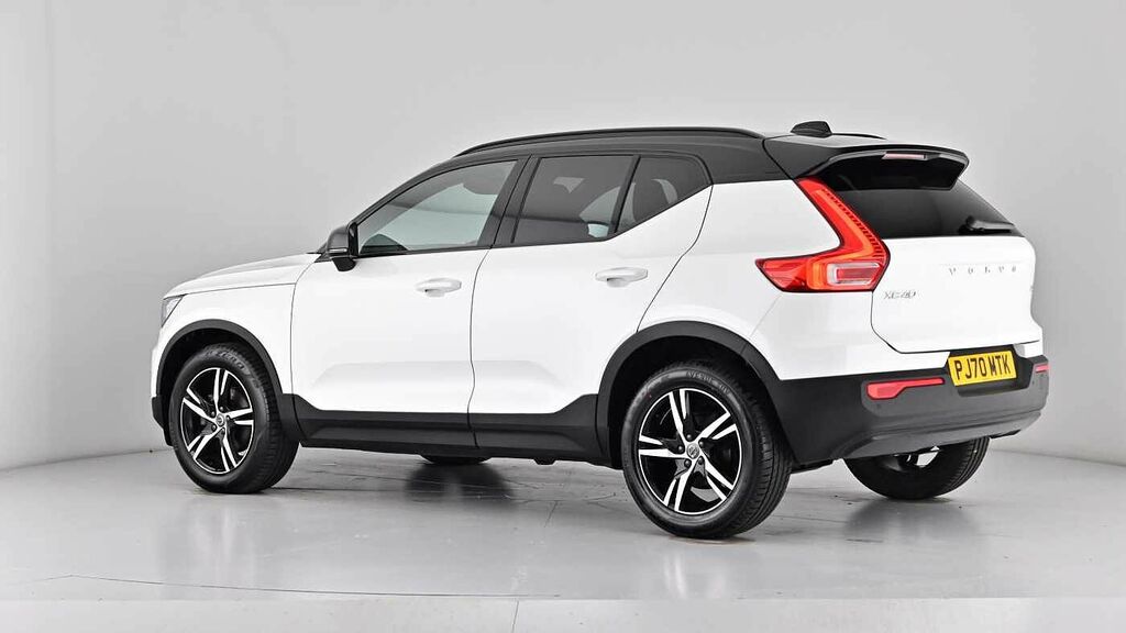 Volvo XC40 Momentum, D3 Awd Sensus Connect White #58