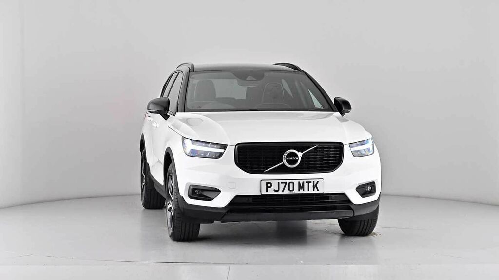 Volvo XC40 Momentum, D3 Awd Sensus Connect White #44