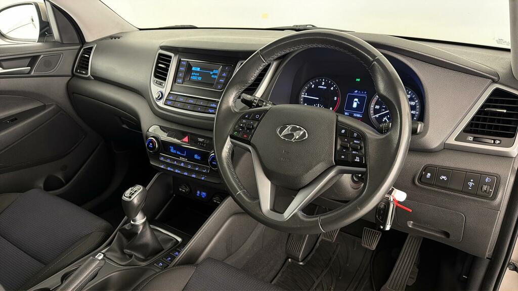 Hyundai Tucson 2017 67 Crdi White #14