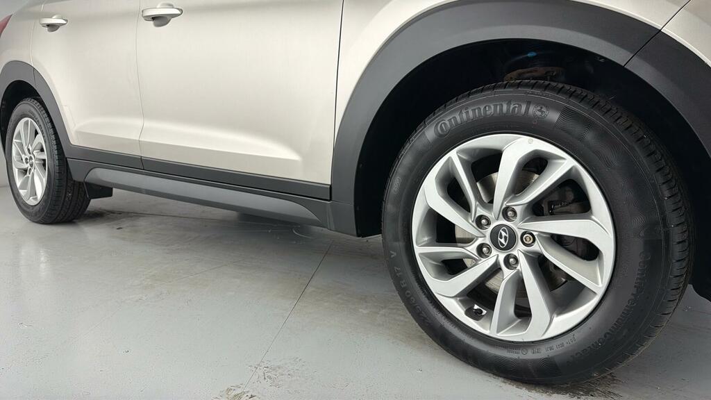 Hyundai Tucson 2017 67 Crdi White #25