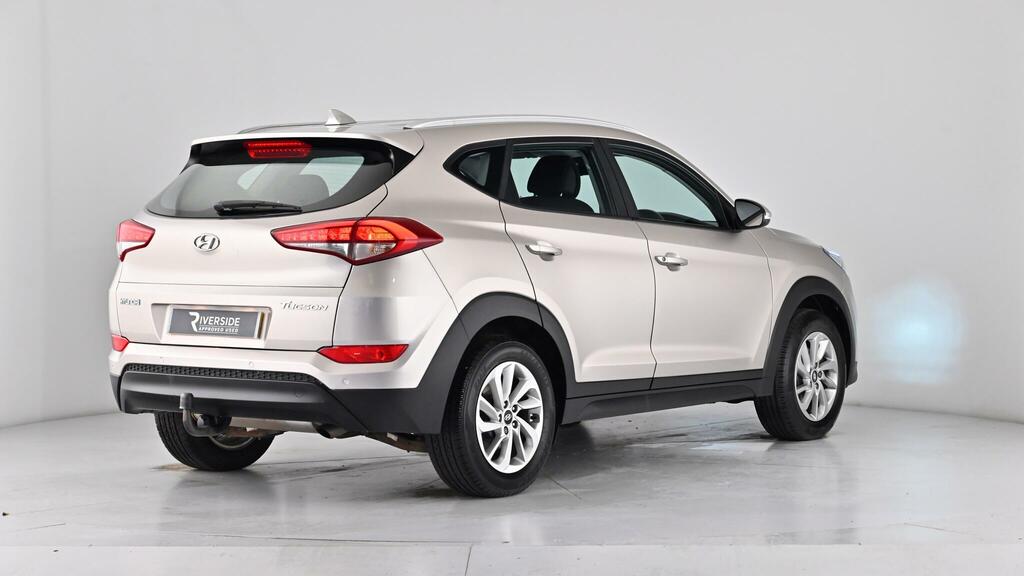 Hyundai Tucson 2017 67 Crdi White #66