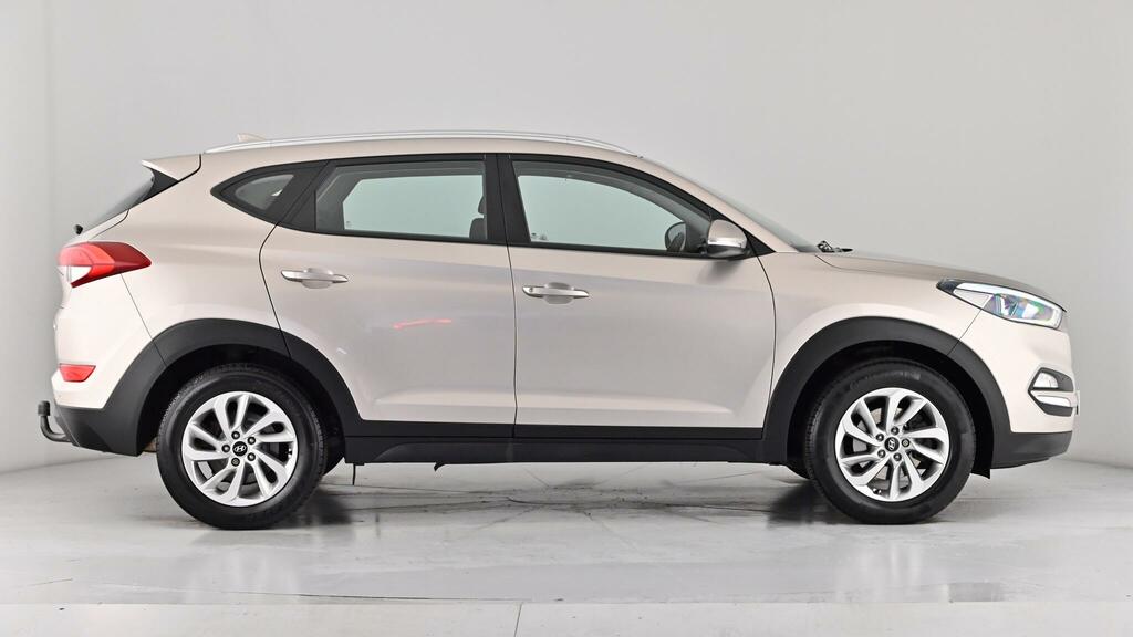 Hyundai Tucson 2017 67 Crdi White #71
