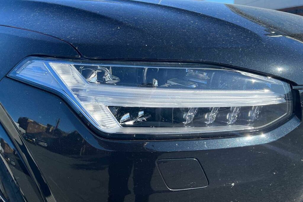 Volvo XC90 2.0 D5 Powerpulse Momentum Black #18