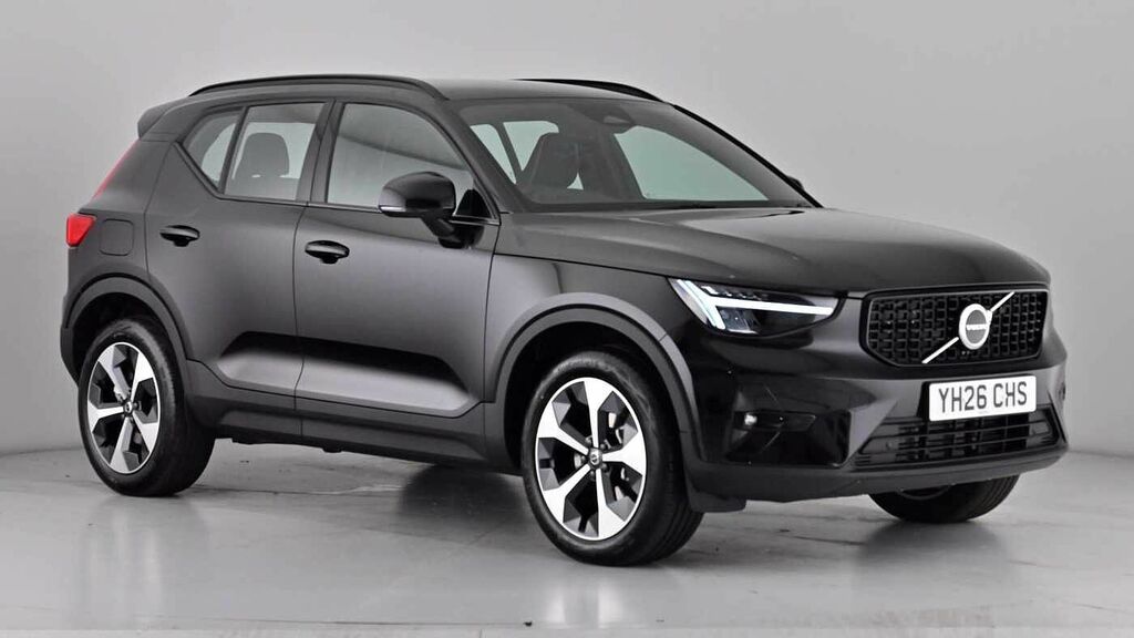 Volvo XC40 Plus Dark B3 Mild Hybrid Delivery Miles Black