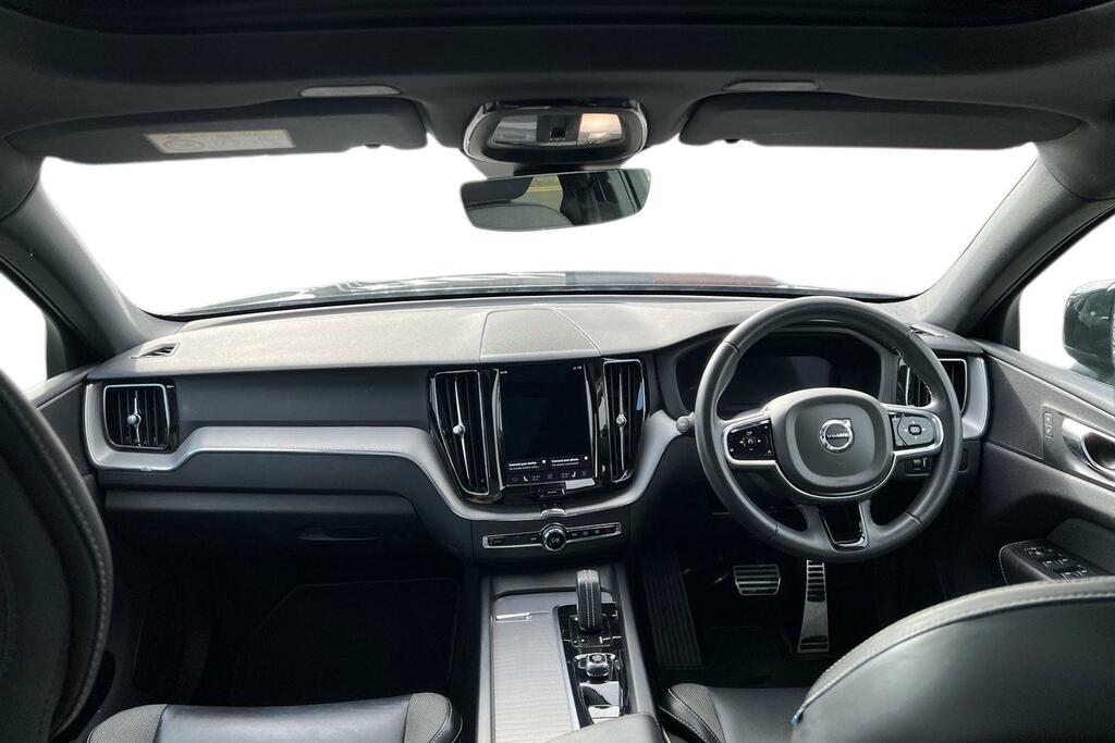 Volvo XC60 B4 Momentum Mhev Black #6