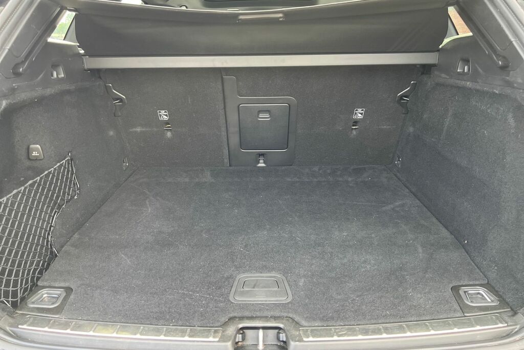 Volvo XC60 B4 Momentum Mhev Black #8