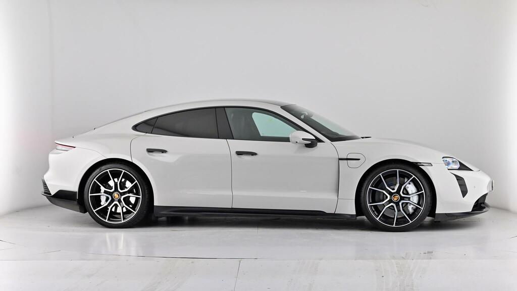 Porsche Taycan Taycan My23 Silver #154