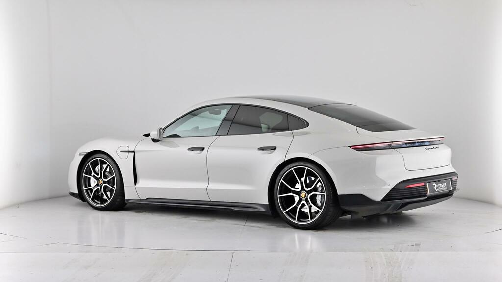 Porsche Taycan Taycan My23 Silver #124