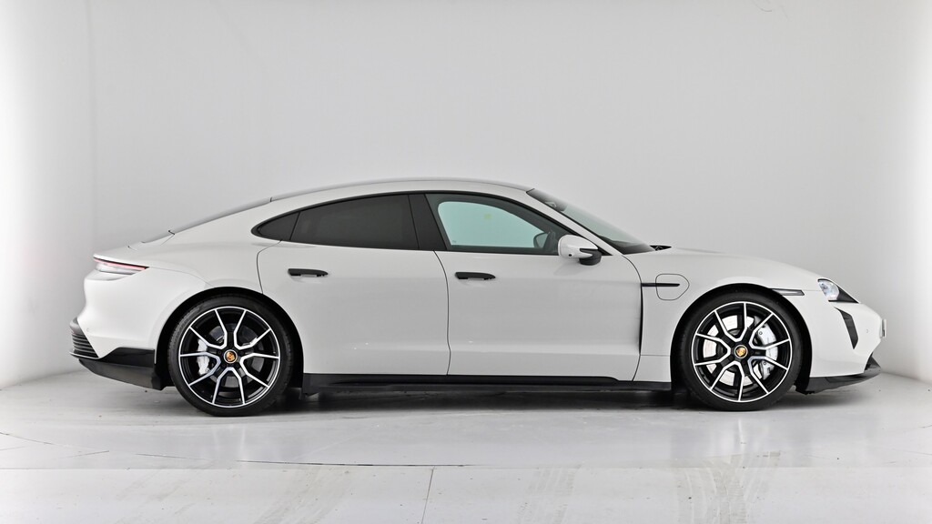 Porsche Taycan Taycan My23 Silver #151