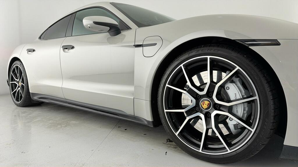 Porsche Taycan Taycan My23 Silver #48