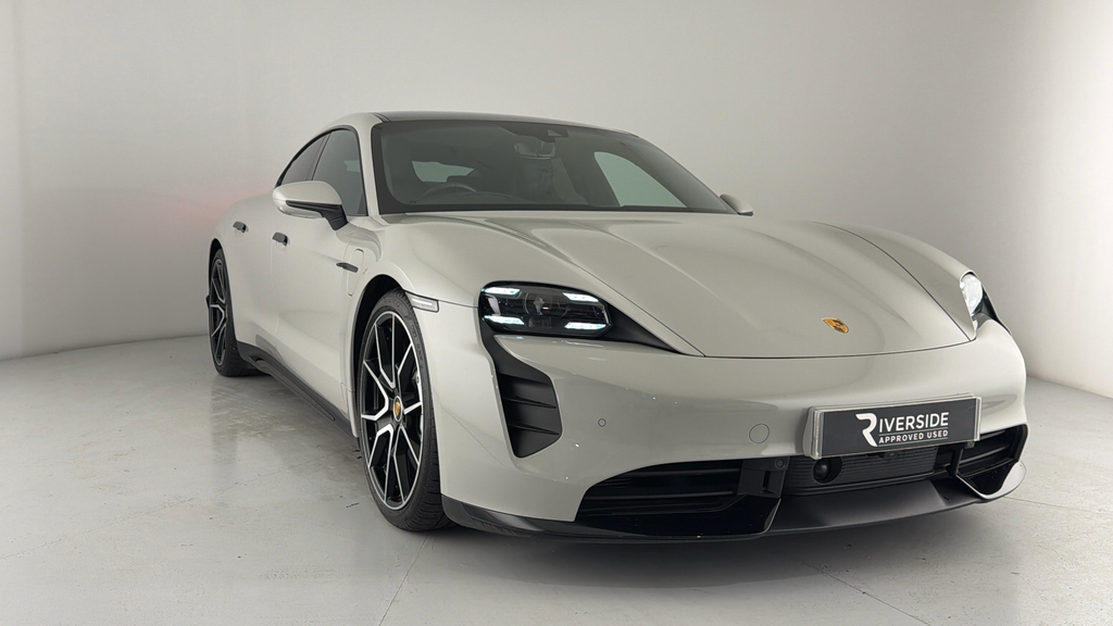 Porsche Taycan Taycan My23 Silver #43
