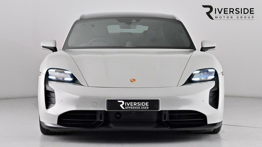 Porsche Taycan Taycan My23 Silver #8