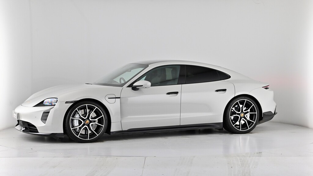 Porsche Taycan Taycan My23 Silver #111