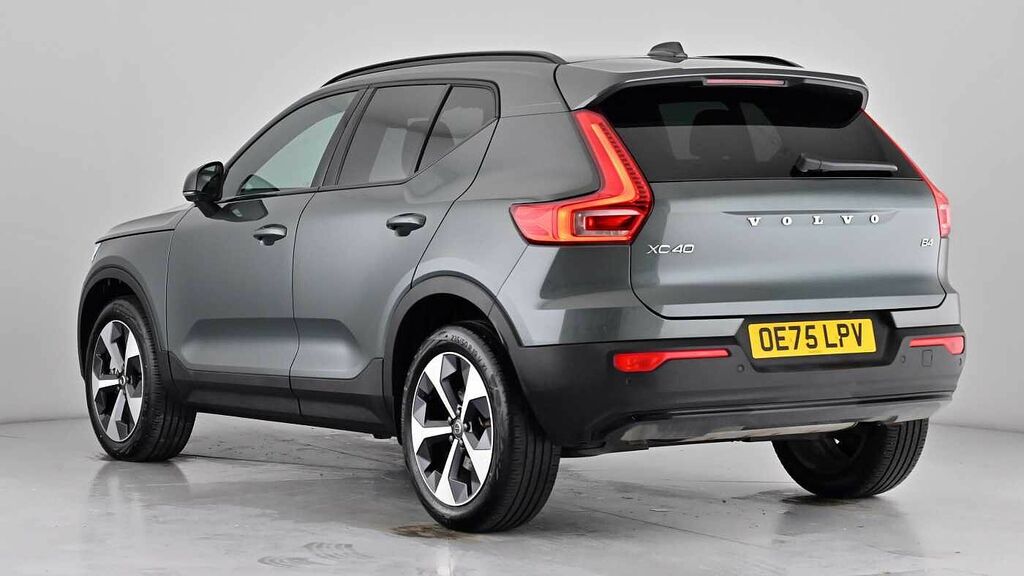 Volvo XC40 Plus Dark B4 Mild Hybrid Dark Tints Heated Seats G #2