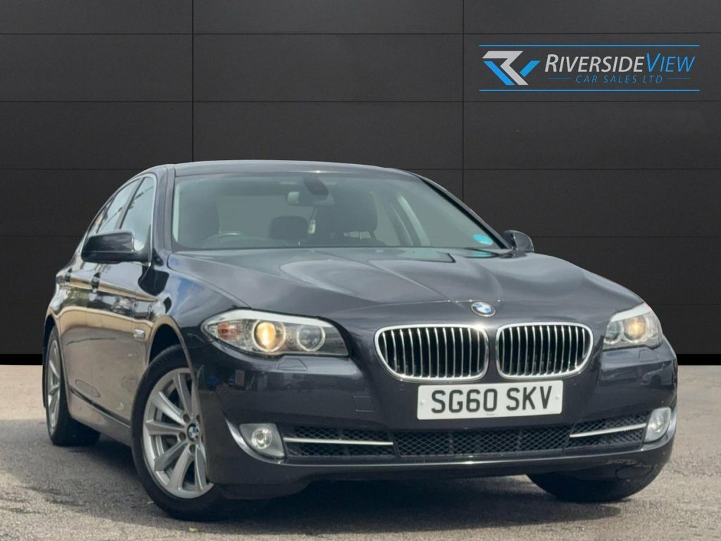 BMW 5 Series Se Black #1