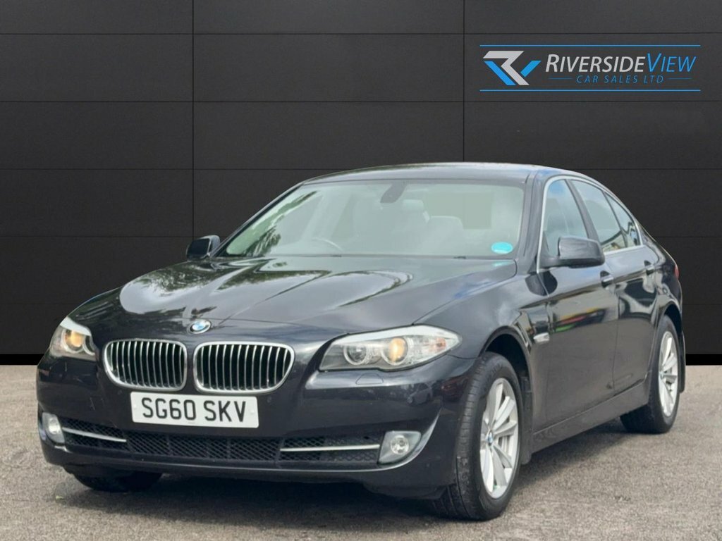 BMW 5 Series Se Black #2