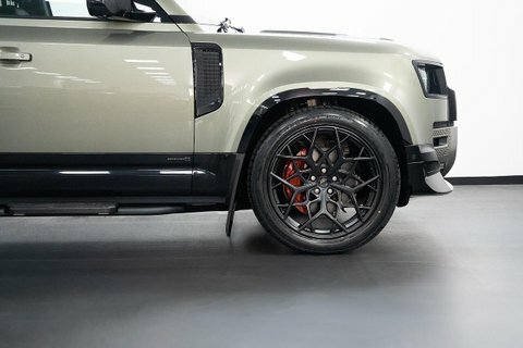 Land Rover Defender Octa Grey #3