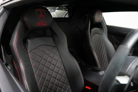 Lamborghini Aventador 6.5 V12 Lp