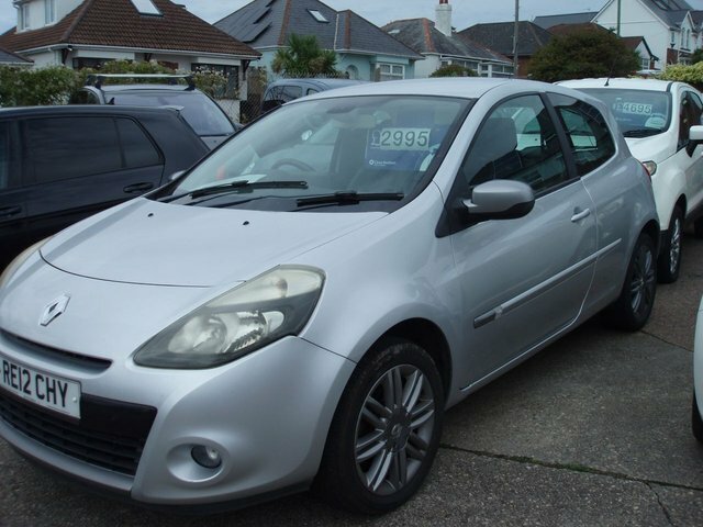 Renault Clio 1.2 Dynamique Tomtom Hatchback Silver