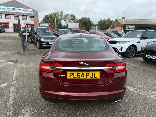 Jaguar XF Luxury Saloon Red #6