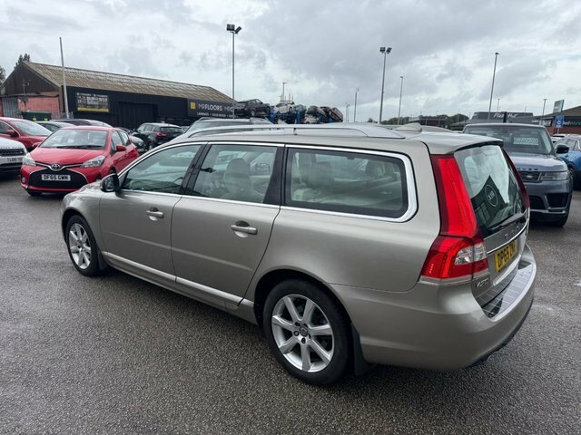 Volvo V70 D4 Se Lux Estate Gold #4