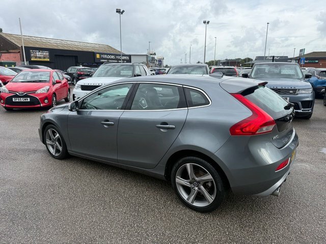 Volvo V40 D2 R-design Hatchback YS65KPL Grey #4