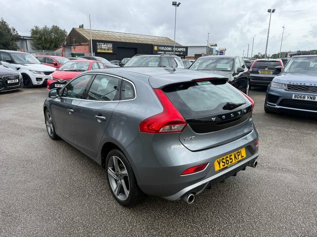 Volvo V40 D2 R-design Hatchback YS65KPL Grey #5