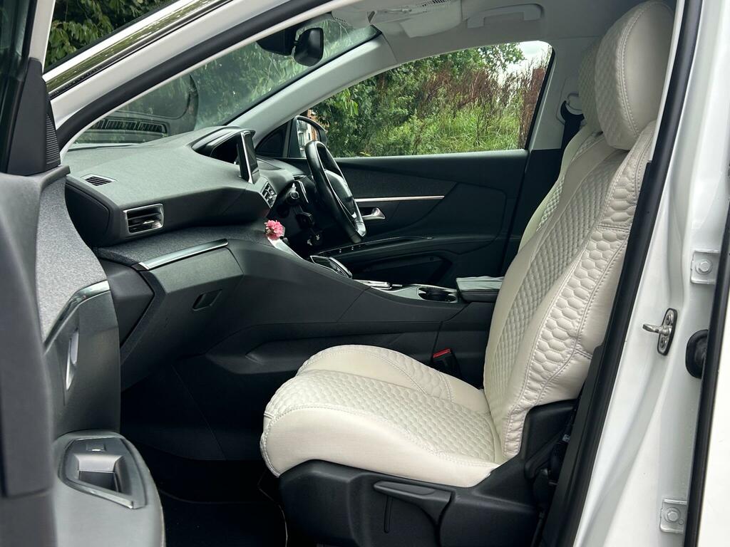 Peugeot 3008 Bluehdi Active Black #42