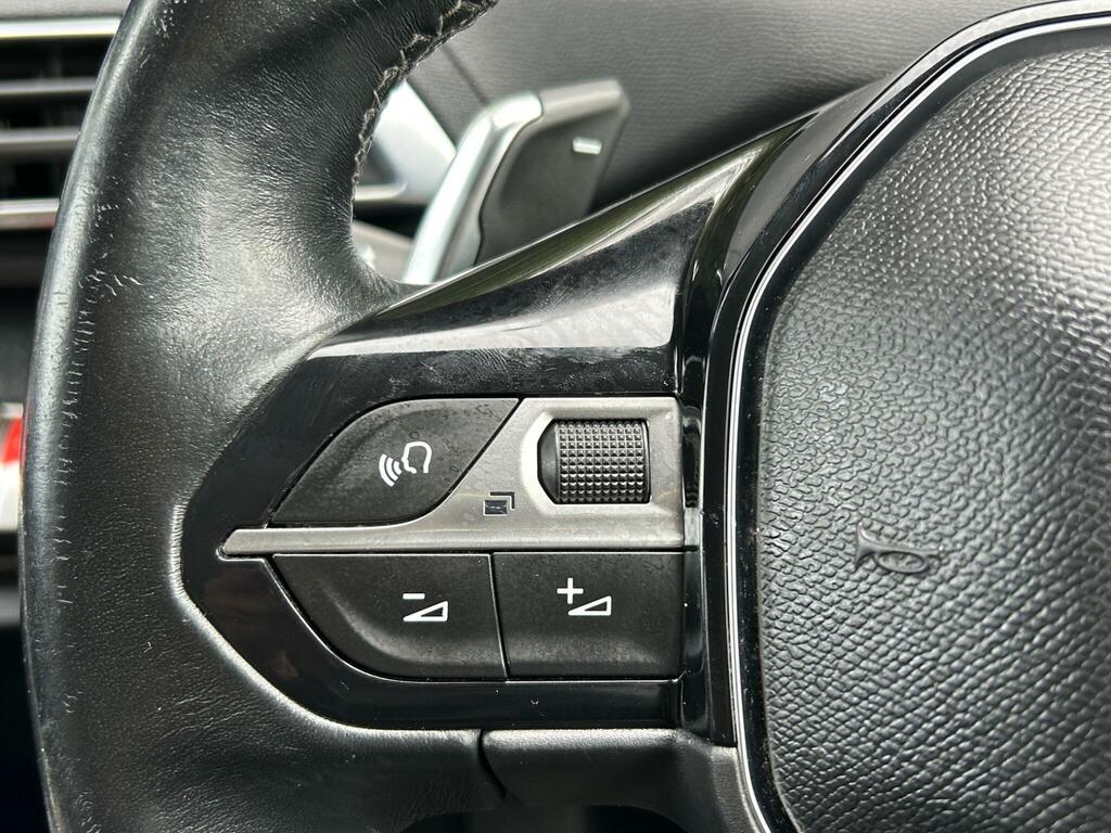 Peugeot 3008 Bluehdi Active Black #27