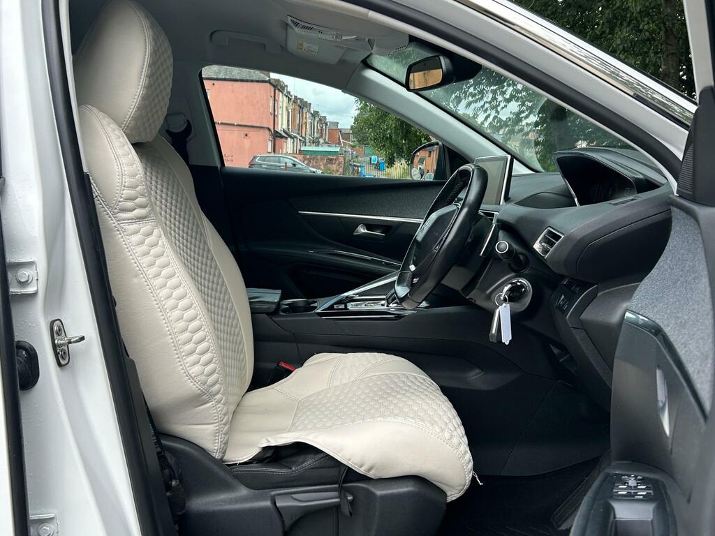 Peugeot 3008 Bluehdi Active Black #16