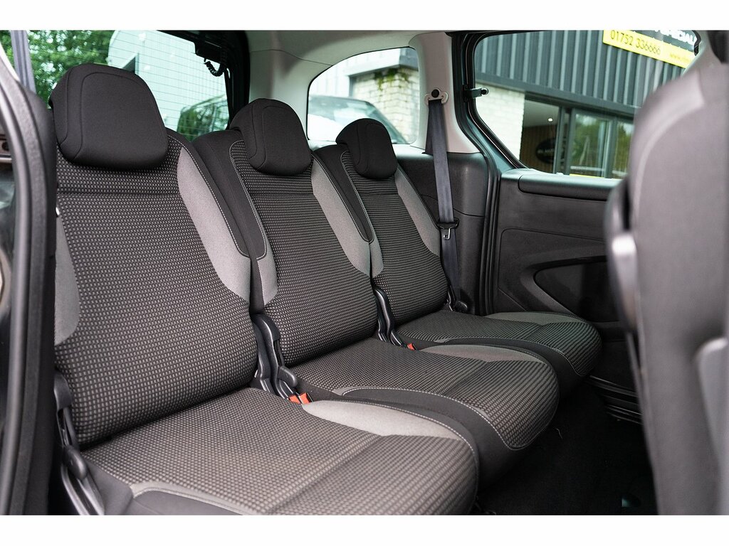 Peugeot Partner Tepee Active  #9