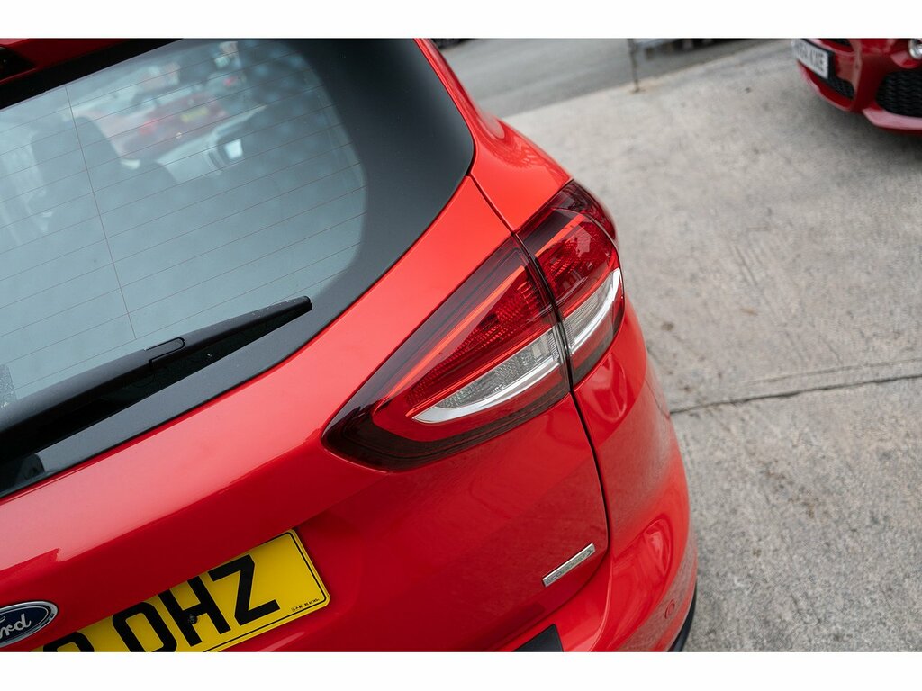 Ford C-Max 1.0 Ecoboost 125 Zetec Navigation White #11