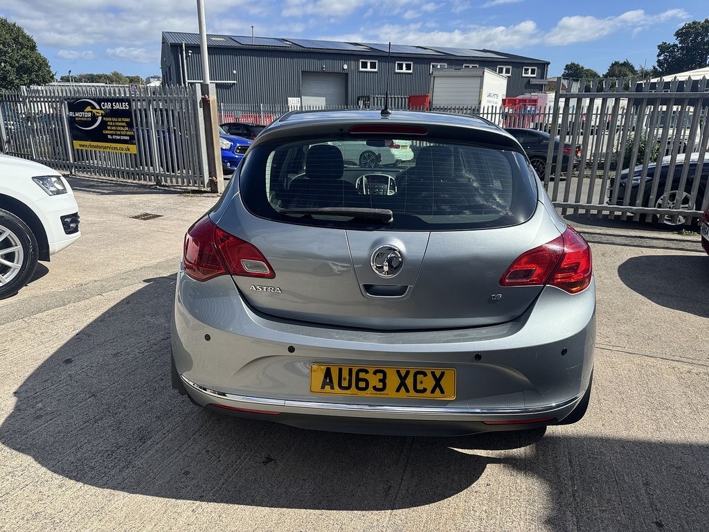 Vauxhall Astra Energy Silver #4