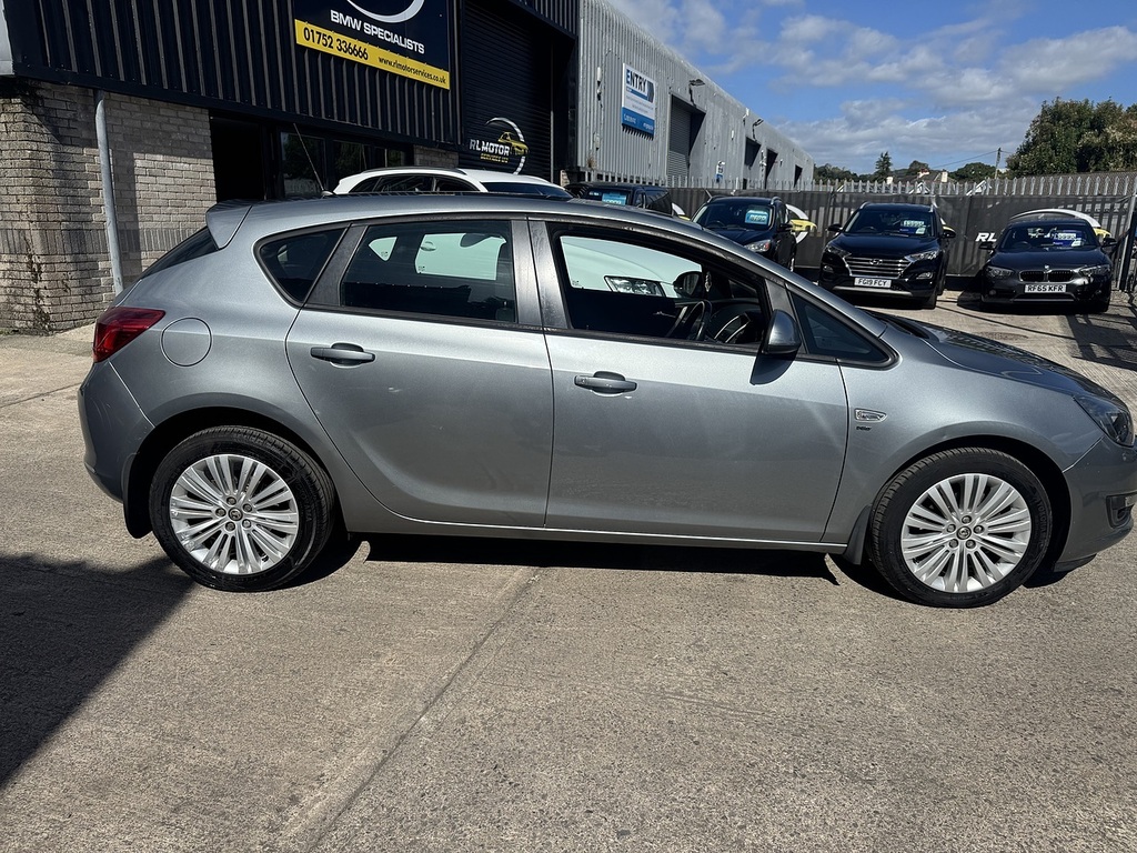 Vauxhall Astra Energy Silver #3