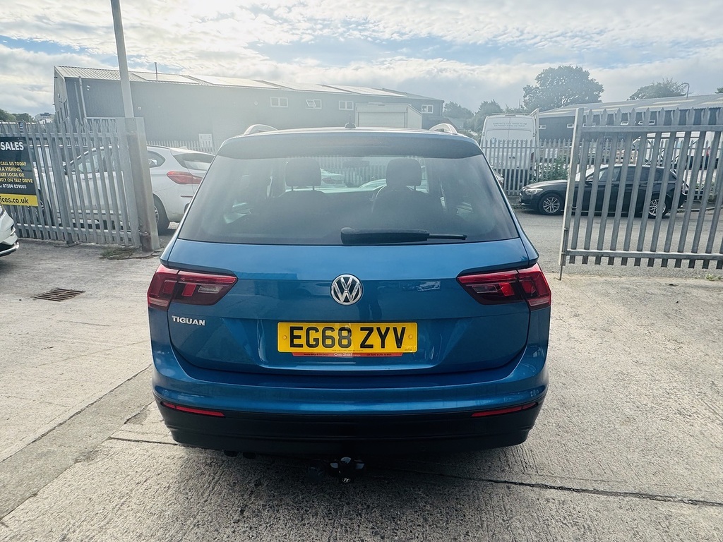 Volkswagen Tiguan Tdi Se Navigation Blue #6