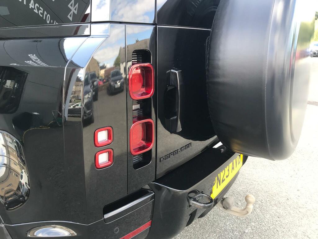Land Rover Defender 110 110 #52